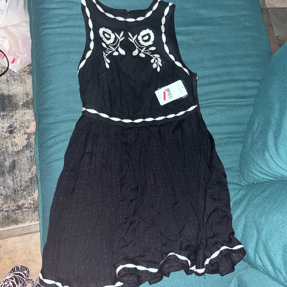 NWT free people birds of a feather black embroidered dress size 4 - Picture 5 of 8